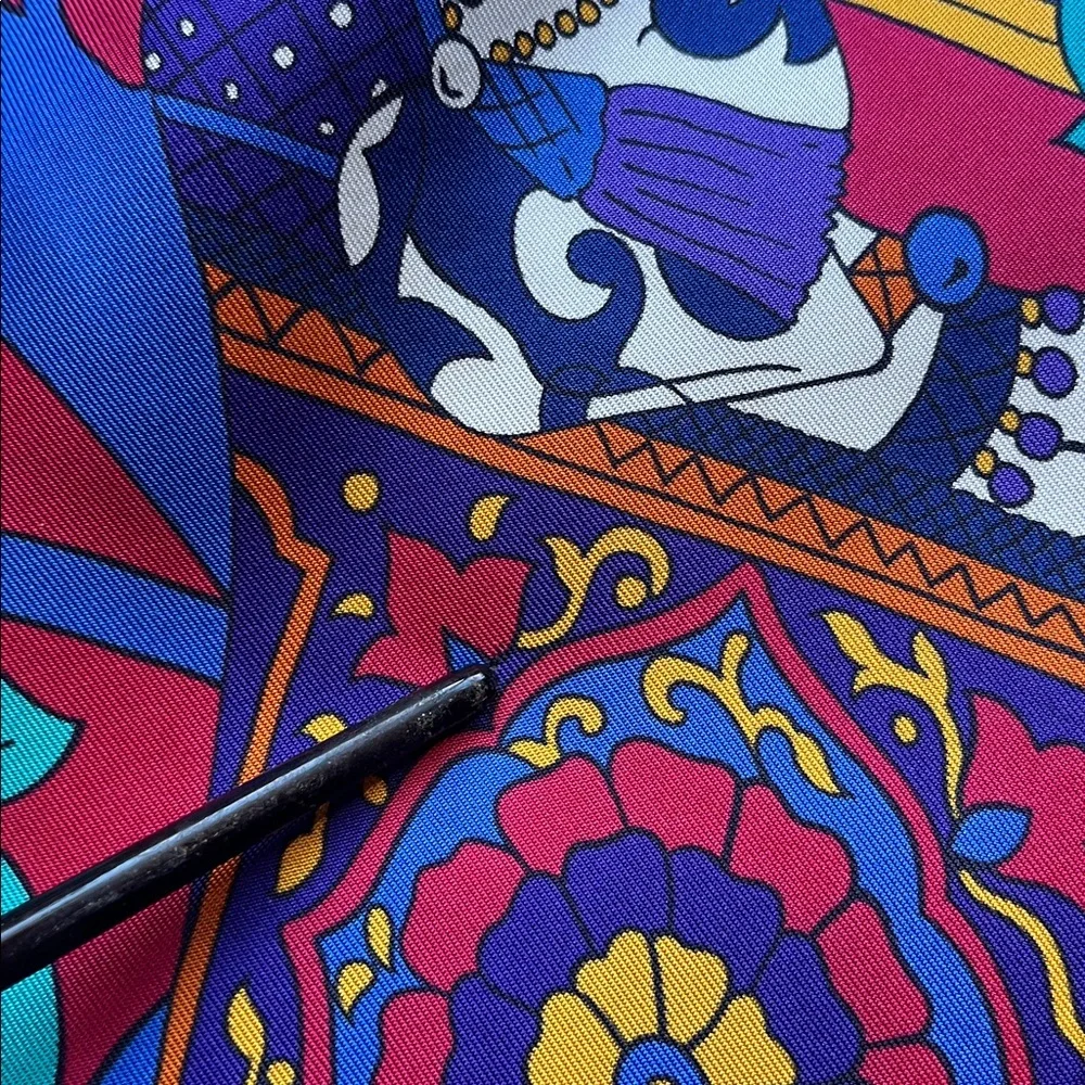 Ferragamo Salvatore Fo Rajastan Large Silk Scarf Tree Elephant Sun